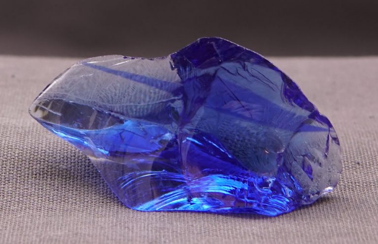 Rare Gem Banded Bicolor Elestial Sapphire with Tanzanite Fire Monatomic Andara Crystal 17.1 g. - Image 2