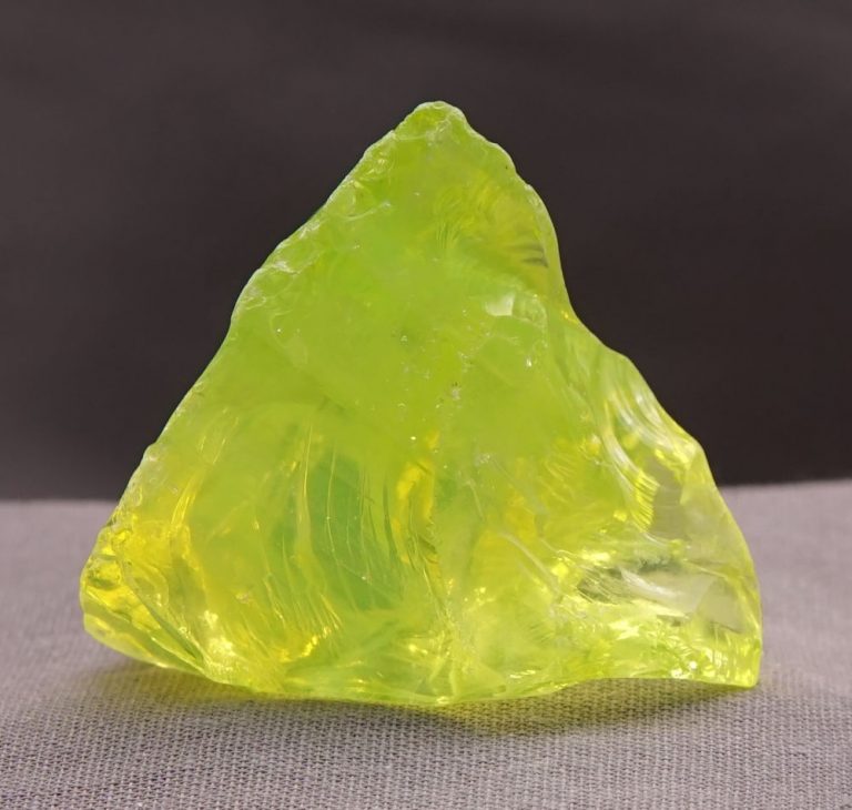 Rare Gem Bicolor Angel Aura Radium/Earth Shaman Monatomic Andara Crystal 55.1 g. - Image 2