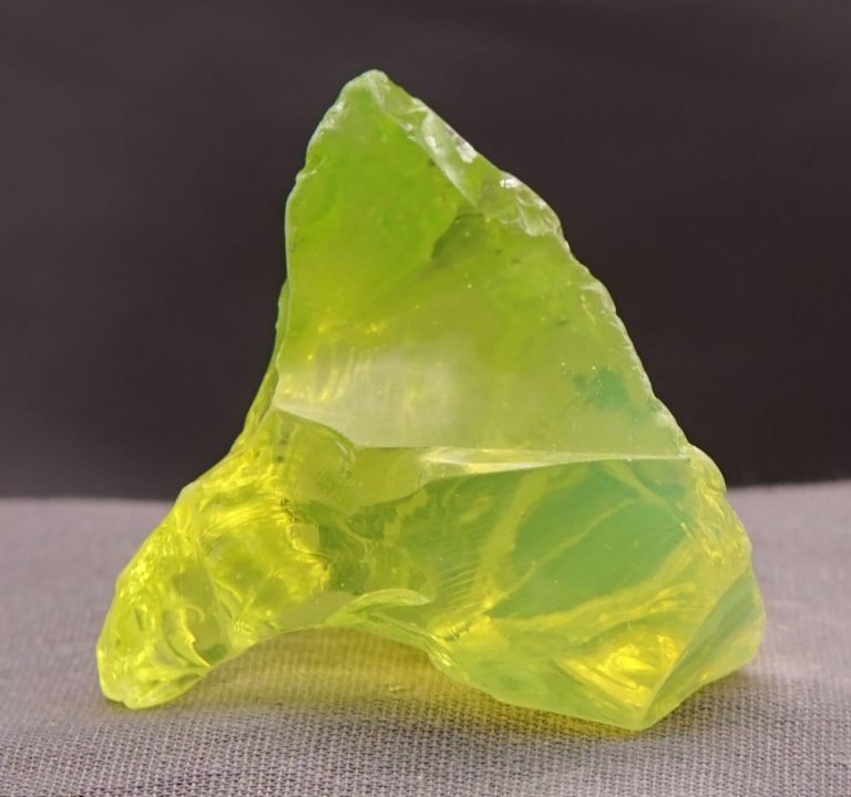 Rare Gem Bicolor Angel Aura Radium/Earth Shaman Monatomic Andara Crystal 55.1 g. - Image 4