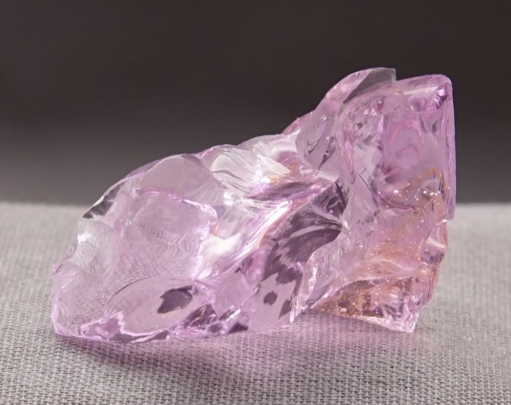 Rare Bicolor Gem Rose de France/Gold Monatomic Andara Crystal 15.8 g. - Image 2