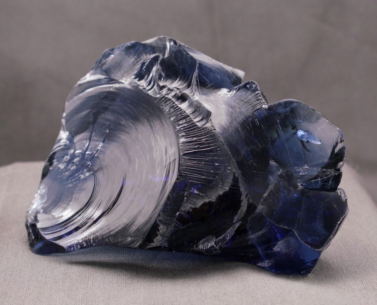 Rare Gem Banded Indigo Elestial Sapphire "Heart" with crystals Monatomic Andara Crystal 330.7 g. - Image 5