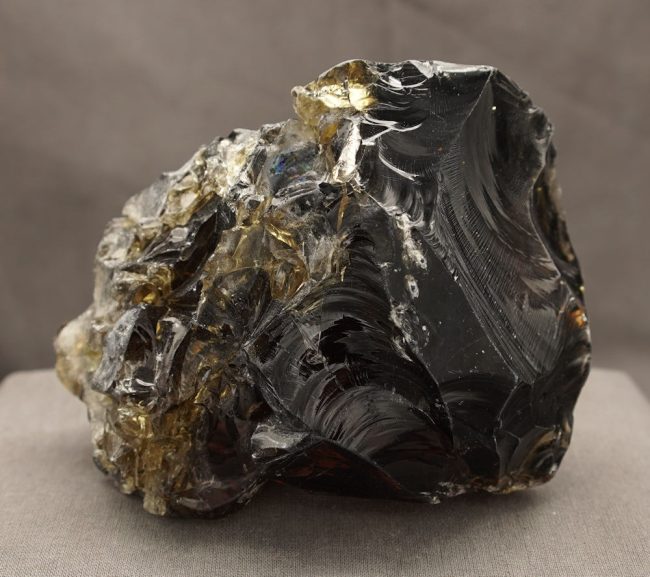 Rare Gem Smokey Earth Shaman "Heart" with crystals Monatomic Andara Crystal 594.0 g.