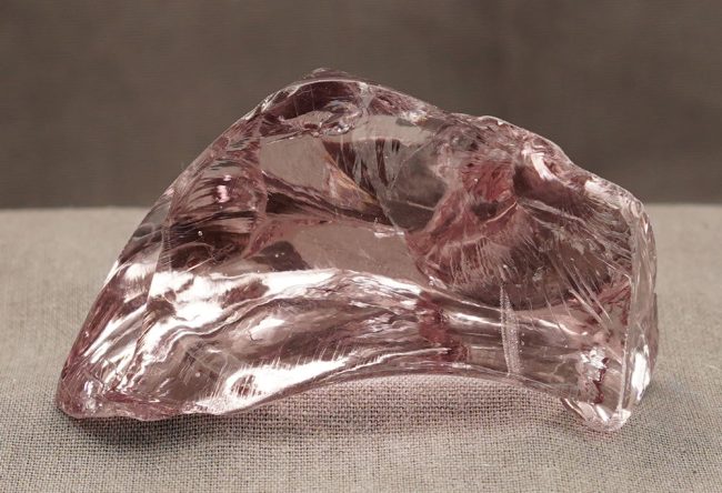 Rare Gem Angel Aura Rose de France Monatomic Andara Crystal 96.8 g. - Image 4