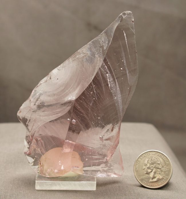 Rare Gem Angel Aura Rose de France Monatomic Andara Crystal 139.2 g. - Image 5