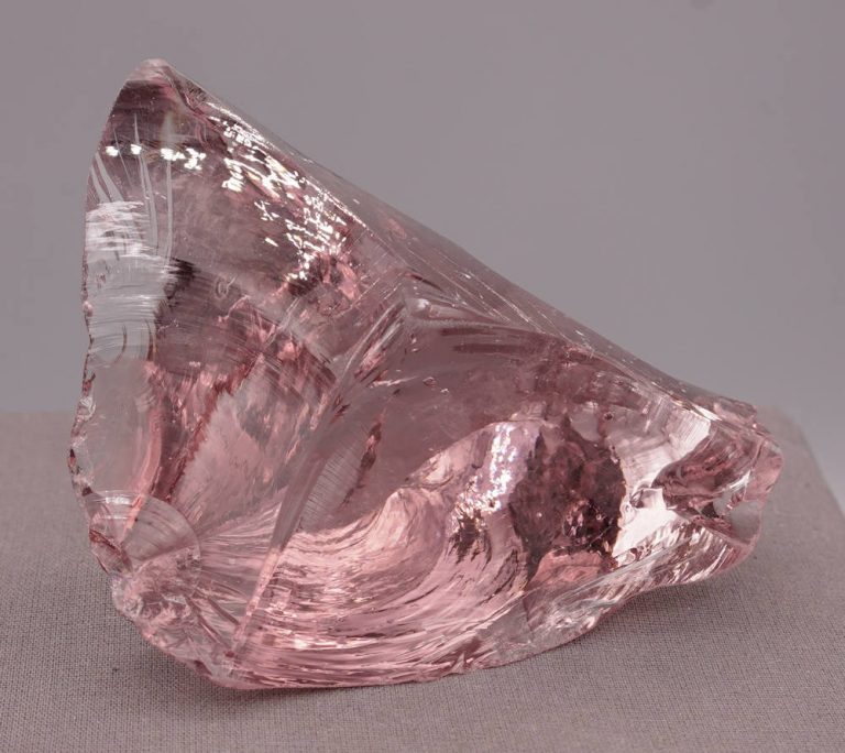 Rare Gem Rose de France "Heart" Monatomic Andara Crystal 231.7 g. - Image 6