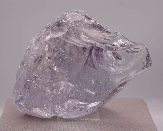 Rare Gem Banded Ascendant Lilac "Heart" with crystals Monatomic Andara Crystal 746.0 g. - Image 4