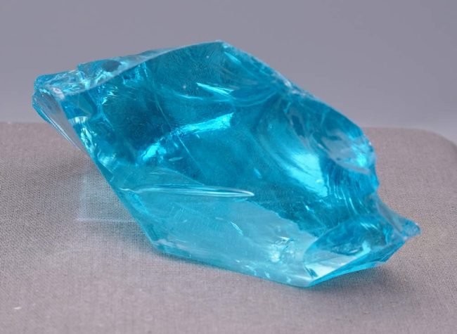 Gem Electric Blue Monatomic Andara Crystal 117.4 g. - Image 3