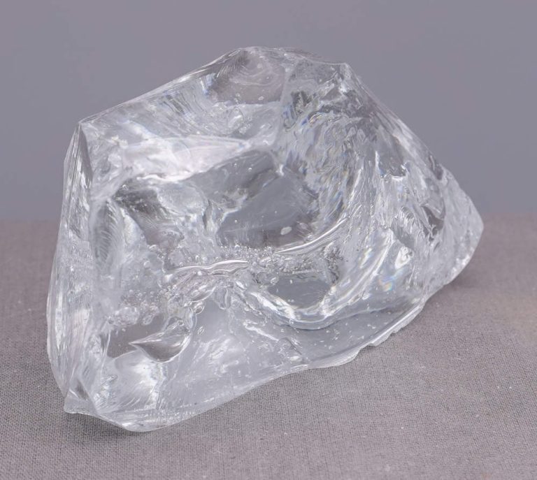 Gem Cosmic Ice "Heart" with bubbles Monatomic Andara Crystal 331.5 g. - Image 8