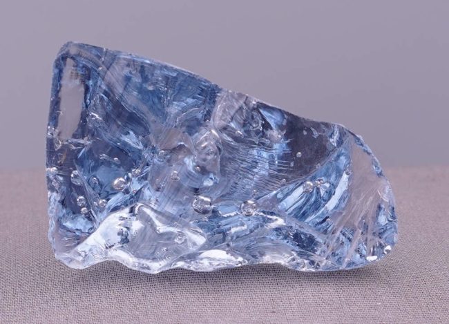 Gem Banded Ascendant Lilac with bubbles Monatomic Andara Crystal 73.9 g.