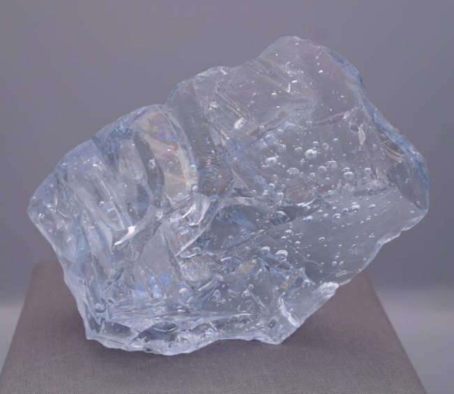 Rare Gem Ascendant Lilac "Heart" with bubbles Monatomic Andara Crystal 702.0 g. - Image 5