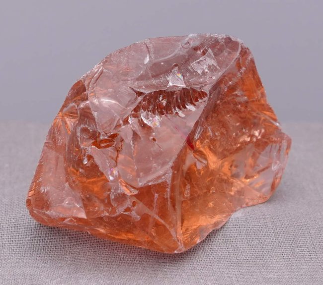 Rare Gem Bicolor Lion's Heart/Scarlet Shift with bubbles Monatomic Andara Crystal 82.0 g. - Image 5