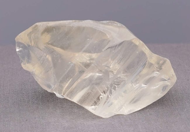 Rare Gem Angel Aura Celestial Gold with bubbles Monatomic Andara Crystal 73.7 g. - Image 2