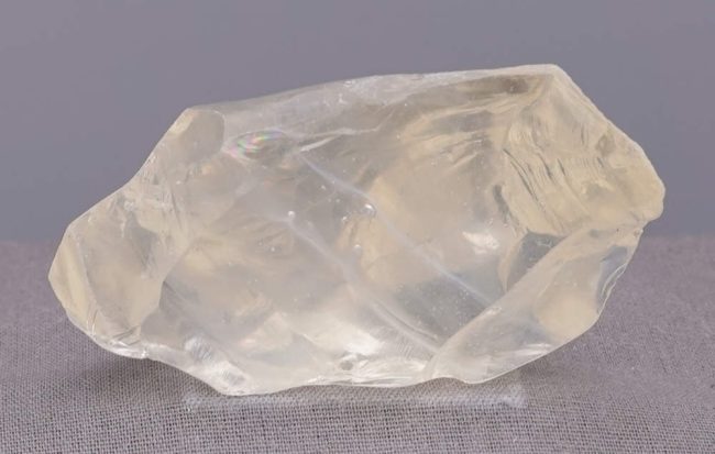 Rare Gem Angel Aura Celestial Gold with bubbles Monatomic Andara Crystal 73.7 g. - Image 3