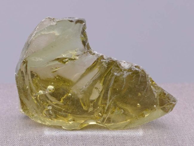 Gem Terra Olive with bubbles Monatomic Andara Crystal 52.7 g. - Image 3