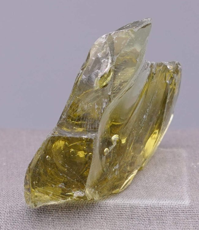 Gem Terra Olive with bubbles Monatomic Andara Crystal 52.7 g. - Image 4