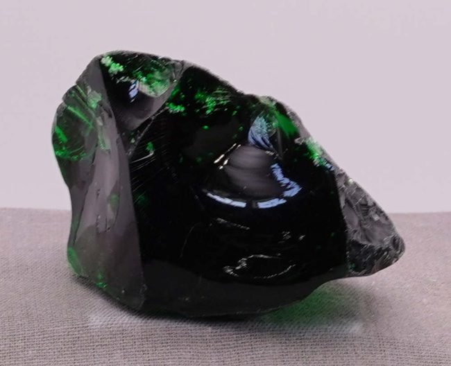 Rare Iridium Emerald with bubbles Monatomic Andara Crystal 55.4 g. - Image 3