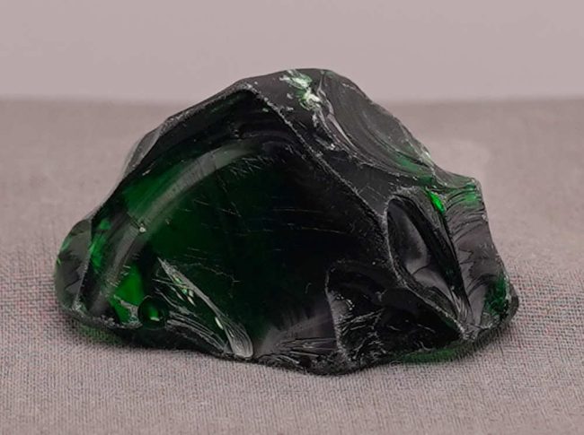 Rare Iridium Emerald with bubbles Monatomic Andara Crystal 36.6 g. - Image 5