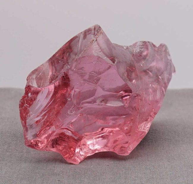 Rare Gem Angel Aura HGW Pink with bubbles Monatomic Andara Crystal 105.6 g. - Image 3