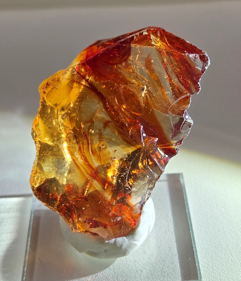 Rare Gem Multi Celestial Gold/Lemurian Etherium Gold/Scarlet Shift Monatomic Andara Crystal 24.8 g. - Image 2