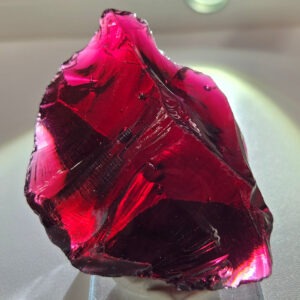 Rare Gem Angel Aura Raspberry Resonance "Heart" with bubbles Monatomic Andara Crystal 107.7 g.