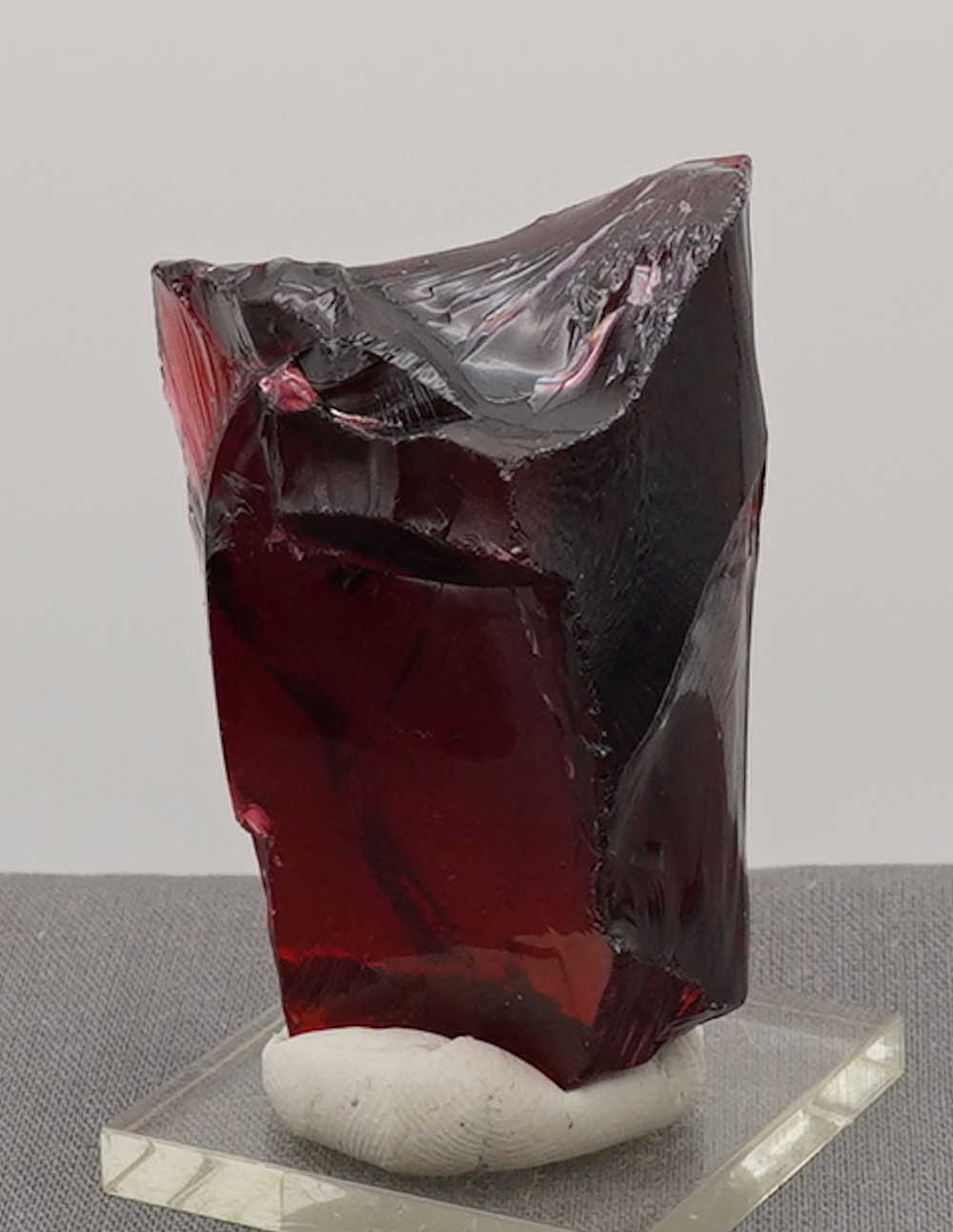 Rare Gem Raspberry Resonance/Gold "Heart" with bubble Monatomic Andara Crystal 108.8 g. - Image 8