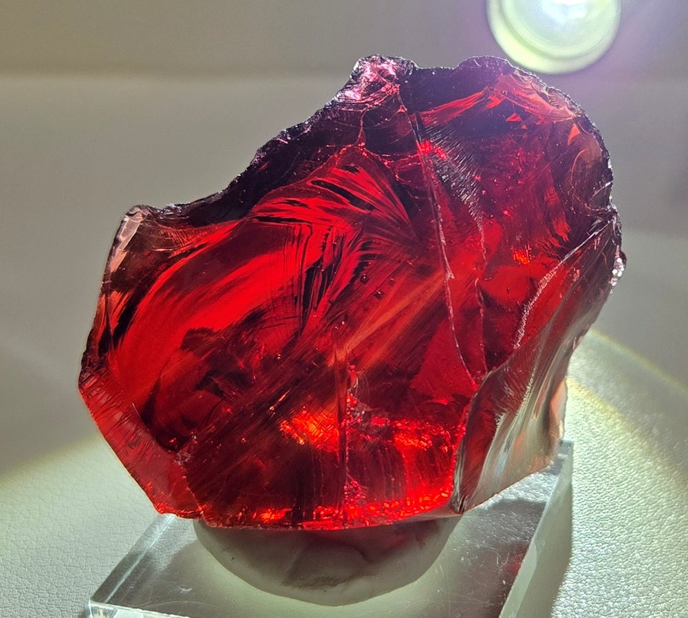 Rare Gem Raspberry Resonance/Gold Monatomic Andara Crystal 79.1 g. - Image 4