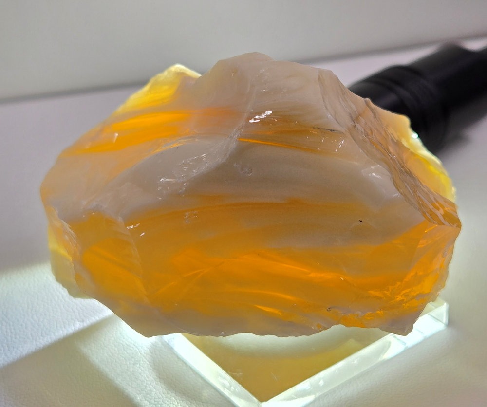 *One of a Kind* Multi Banded Metamorphosis/Pastel/Pastel Ice "Heart" Monatomic Andara Crystal 139.3 g. - Image 17