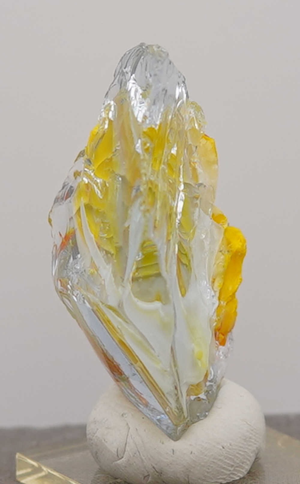 Extremely Rare Gem Multi Ice/Sapphire/Solaris/Fire Opal/Pastel Monatomic Andara Crystal 38.0 g. - Image 3