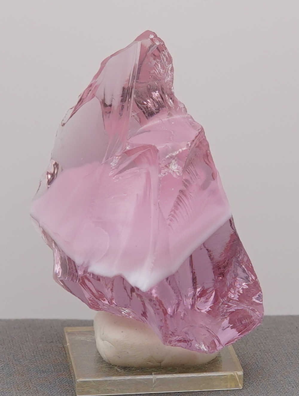 Rare Gem Angel Aura HGW Pink/Pastel Ice "Heart" with bubbles Monatomic Andara Crystal 130.6 g. - Image 4