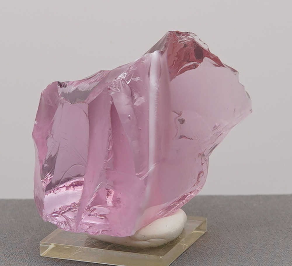 Rare Gem Angel Aura HGW Pink/Pastel Ice "Heart" with bubbles Monatomic Andara Crystal 130.6 g. - Image 9