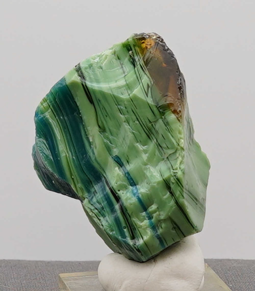*Extremely Rare Only 2 Pcs. Available* Gem Multi Emerald/Sapphire/Inanna/Lem. Etherium Gold/Pastel Emerald Monatomic Andara Crystal 60.3 g. - Image 6