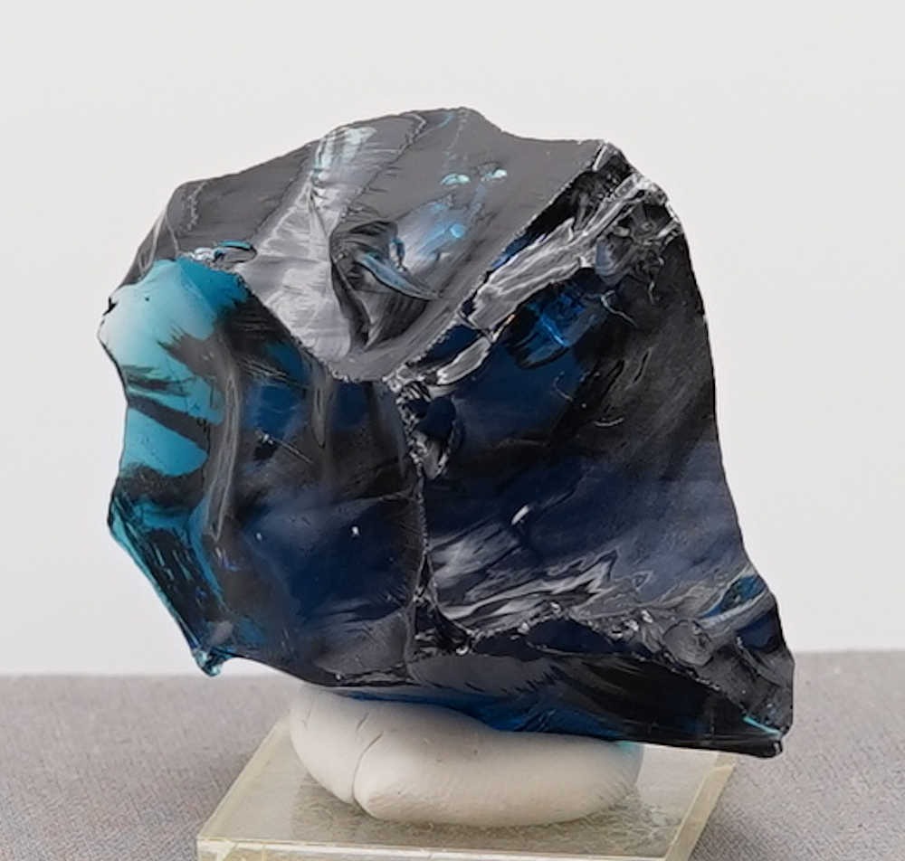 Rare Gem Indigo Elestial Sapphire "Heart" with bubbles Monatomic Andara Crystal 112.1 g. - Image 8