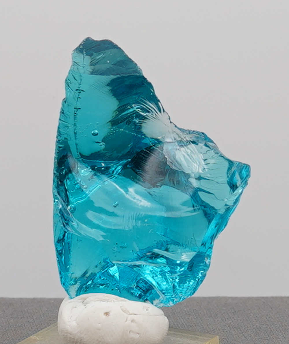 Rare Gem Electric Blue with bubbles Monatomic Andara Crystal 53.1 g. - Image 2