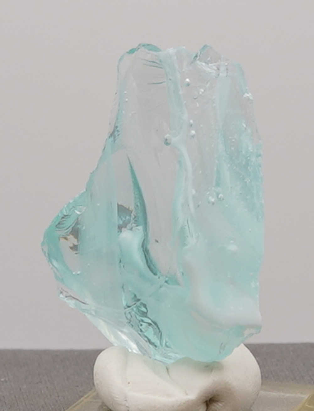 *Clearance Sale 30% Off!* Rare Gem Bicolor Angel Aura Bleu Topaz/Pastel Ice Monatomic Andara Crystal 31.9 g. - Image 8