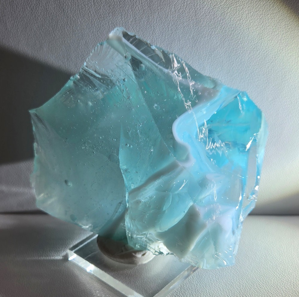 *Clearance Sale 30% Off!* Rare Gem Bicolor Angel Aura Bleu Topaz Monatomic Andara Crystal 144.0 g. - Image 3
