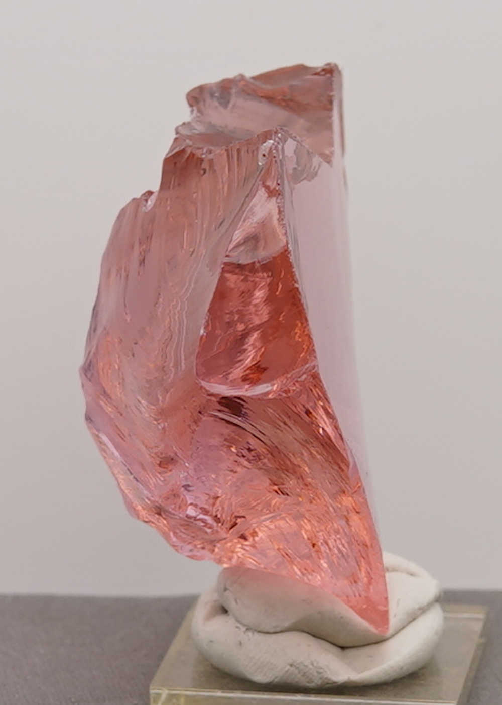 *Limited Time Special 30% Off!* Rare Gem Rose Gold Monatomic Andara Crystal 155.0 g. - Image 5