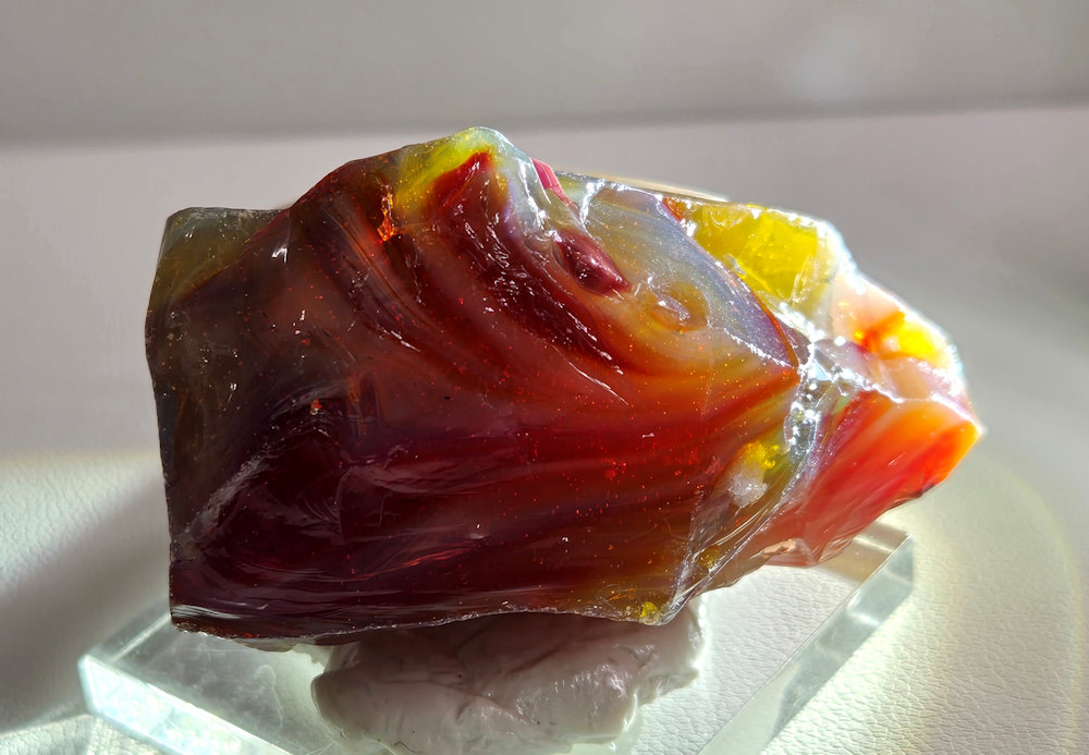 *Extremely Rare* Multi Gem Angel Aura Celestial Gold/Sunrise/Dragon's Blood/Sapphire/Pastel/Iridium Black Monatomic Andara Crystal 57.3 g. - Image 5