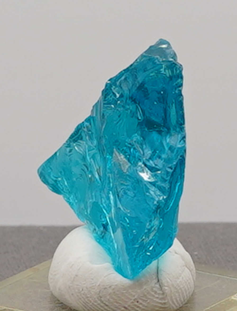 Rare Gem Electric Blue with open bubble Monatomic Andara Crystal 26.3 g. - Image 3