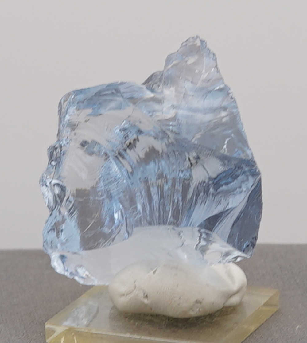 Gem Lady Nellie with bubbles Monatomic Andara Crystal 62.1 g. - Image 5